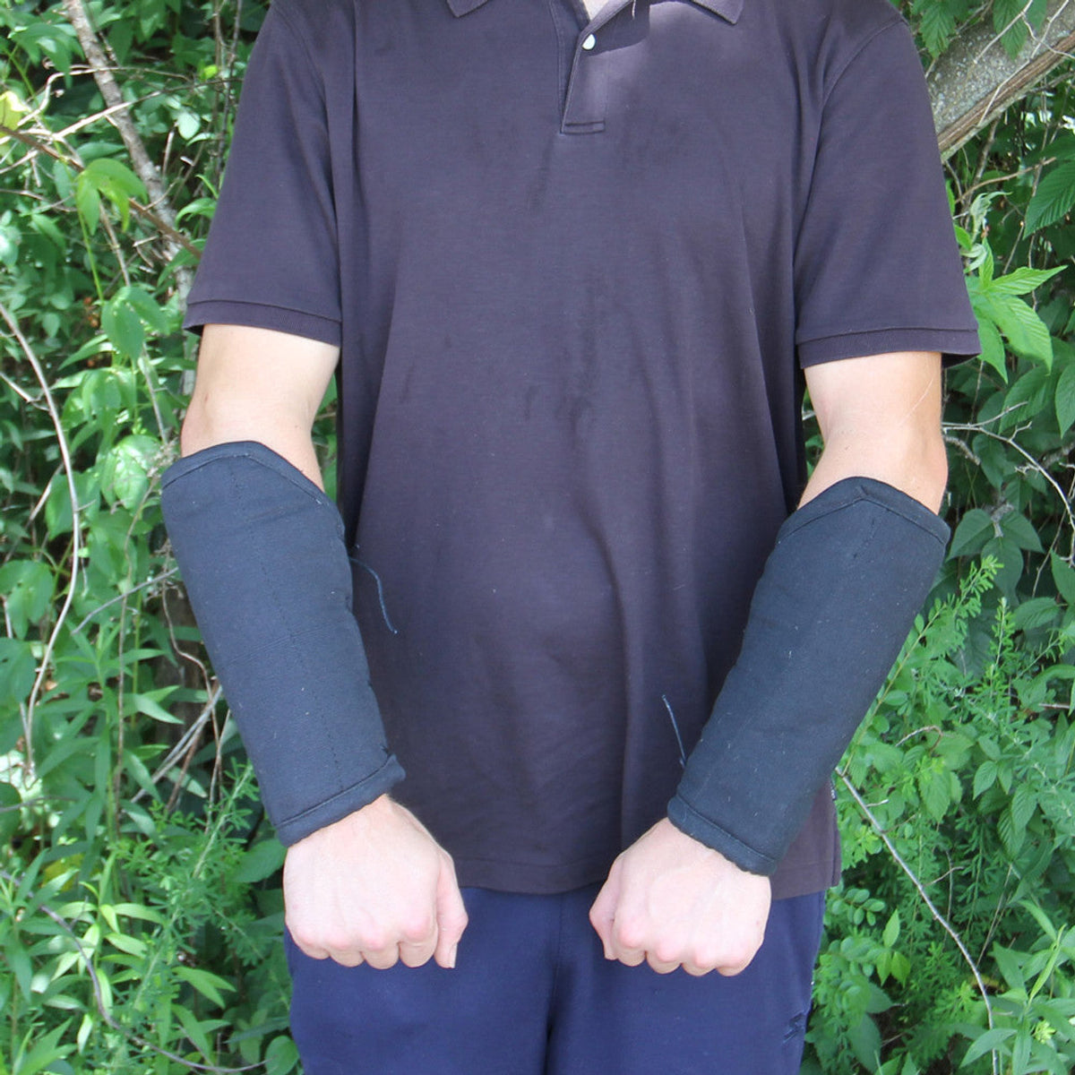 Medieval Padded Cloth Bracers Black-2