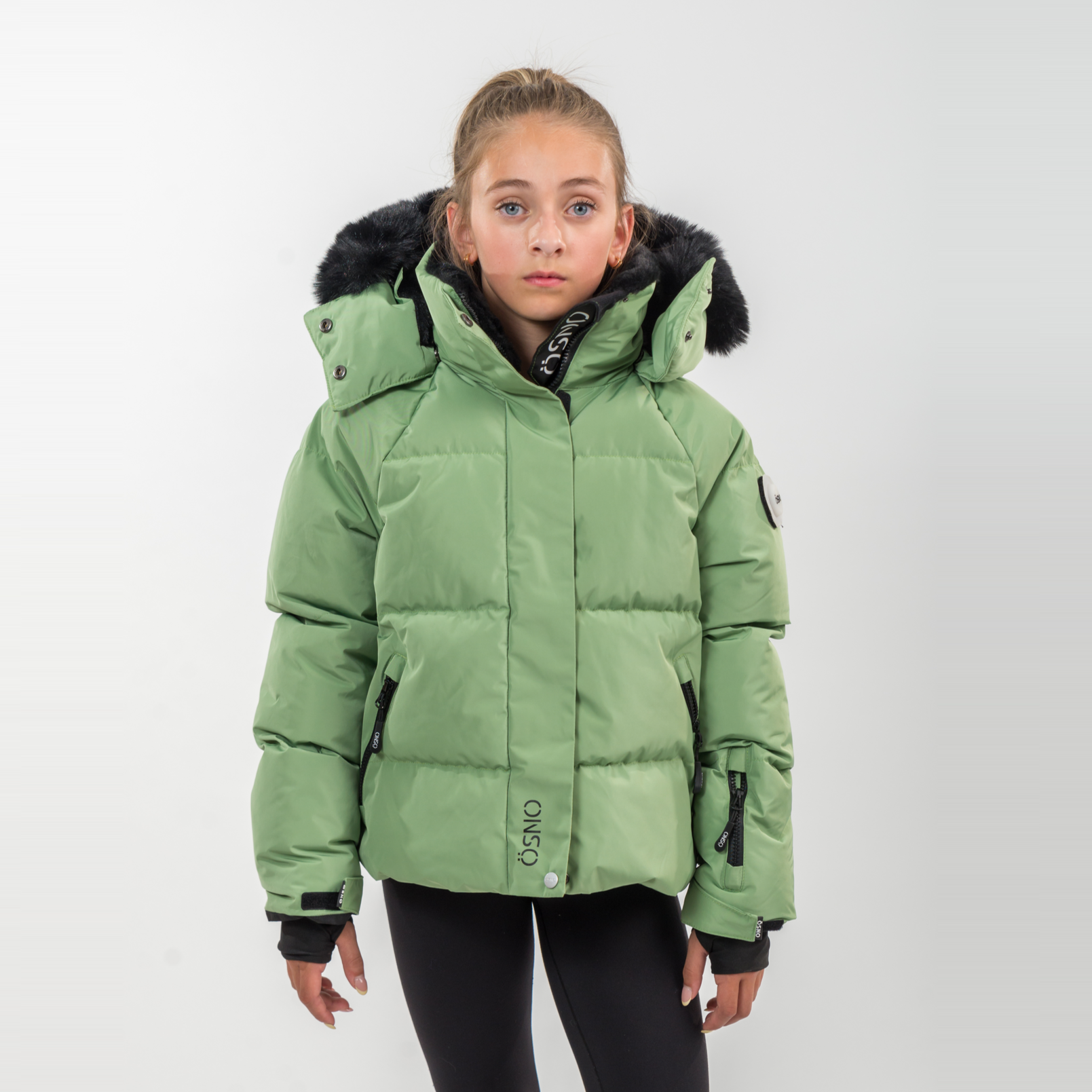 Green girls cropped ski jacket and snow pants winter set with black fur hood — view 4