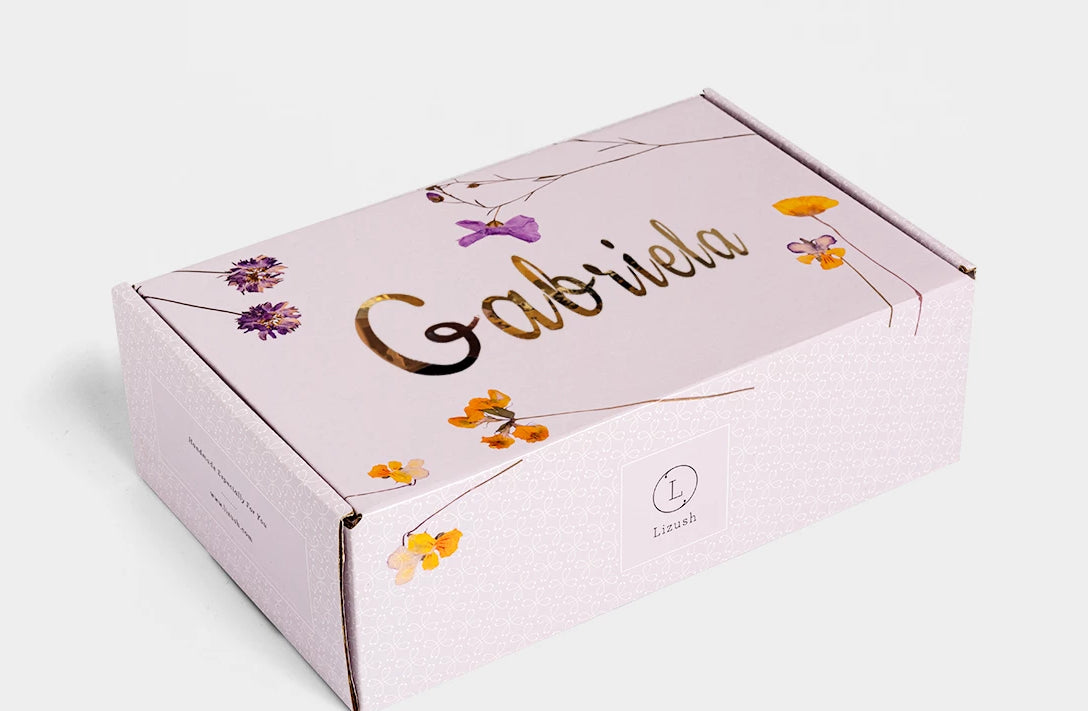 All-natural bridal spa gift set with eye mask, cosmetic bag, and bath essentials in presentation box — view 3
