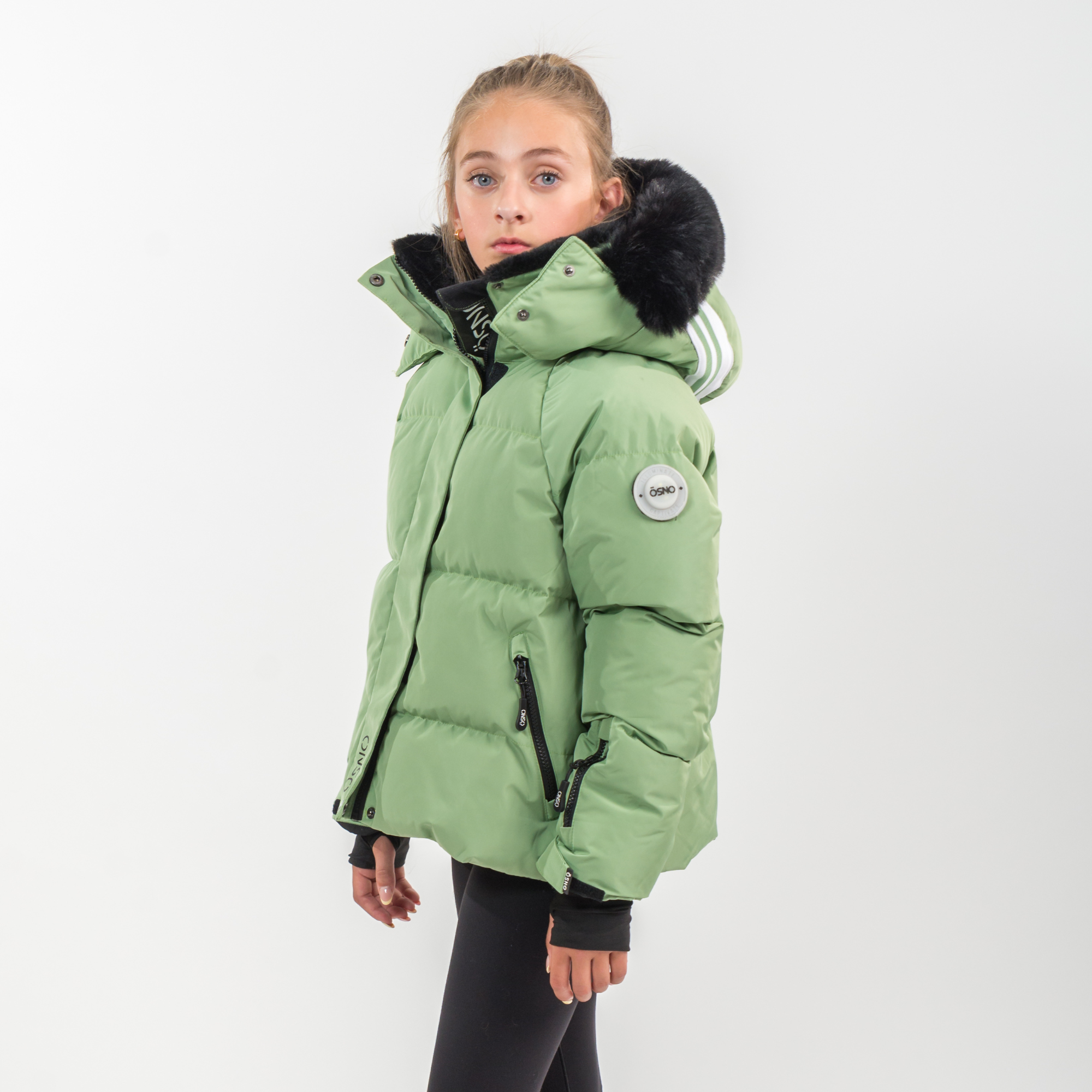 Green girls cropped ski jacket and snow pants winter set with black fur hood