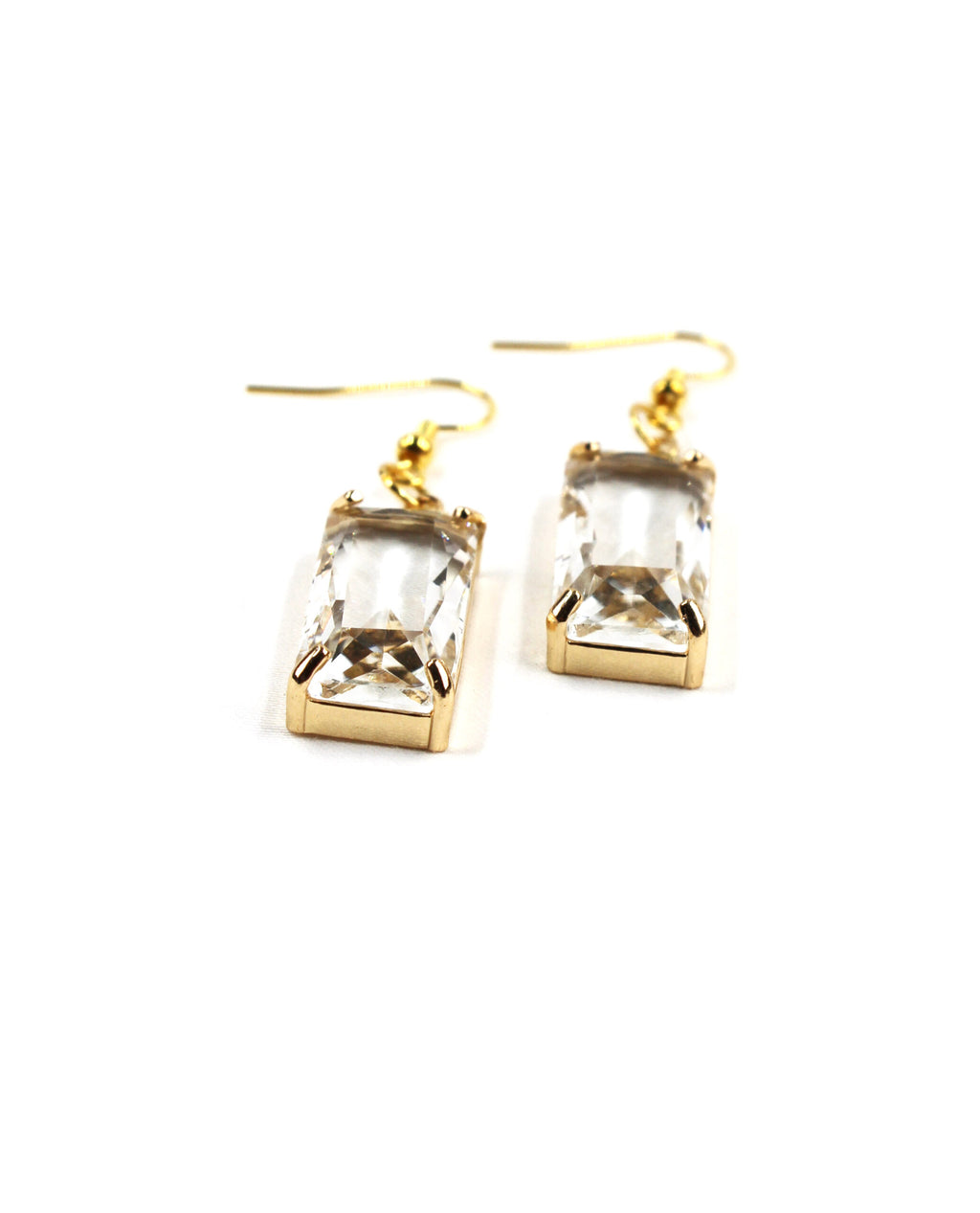 Pendientes dorados con cristal rectangular transparente-1