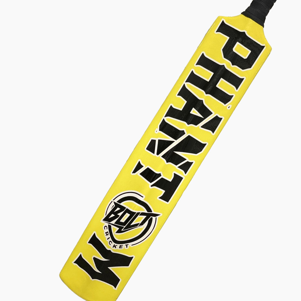 Bolt Cricket Phantom composite carbon fiber cricket bat with full blade profile and balanced handle — view 3