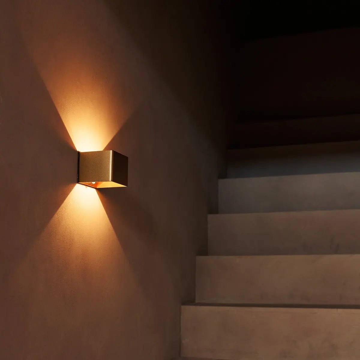Tess Gold Rechargeable Wall Light-1