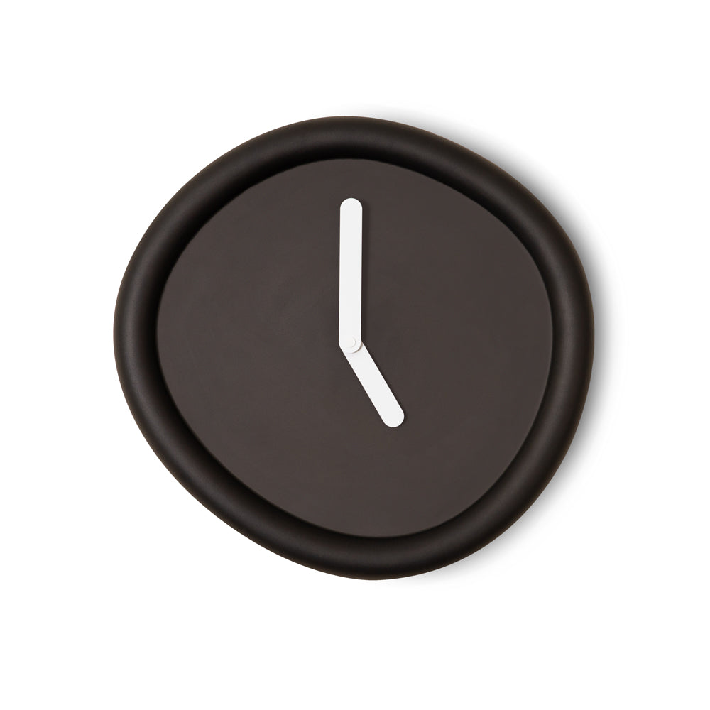 ROUND CLOCK-1