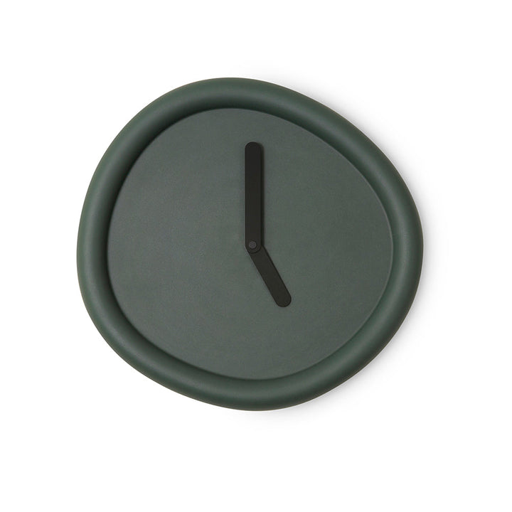 ROUND CLOCK