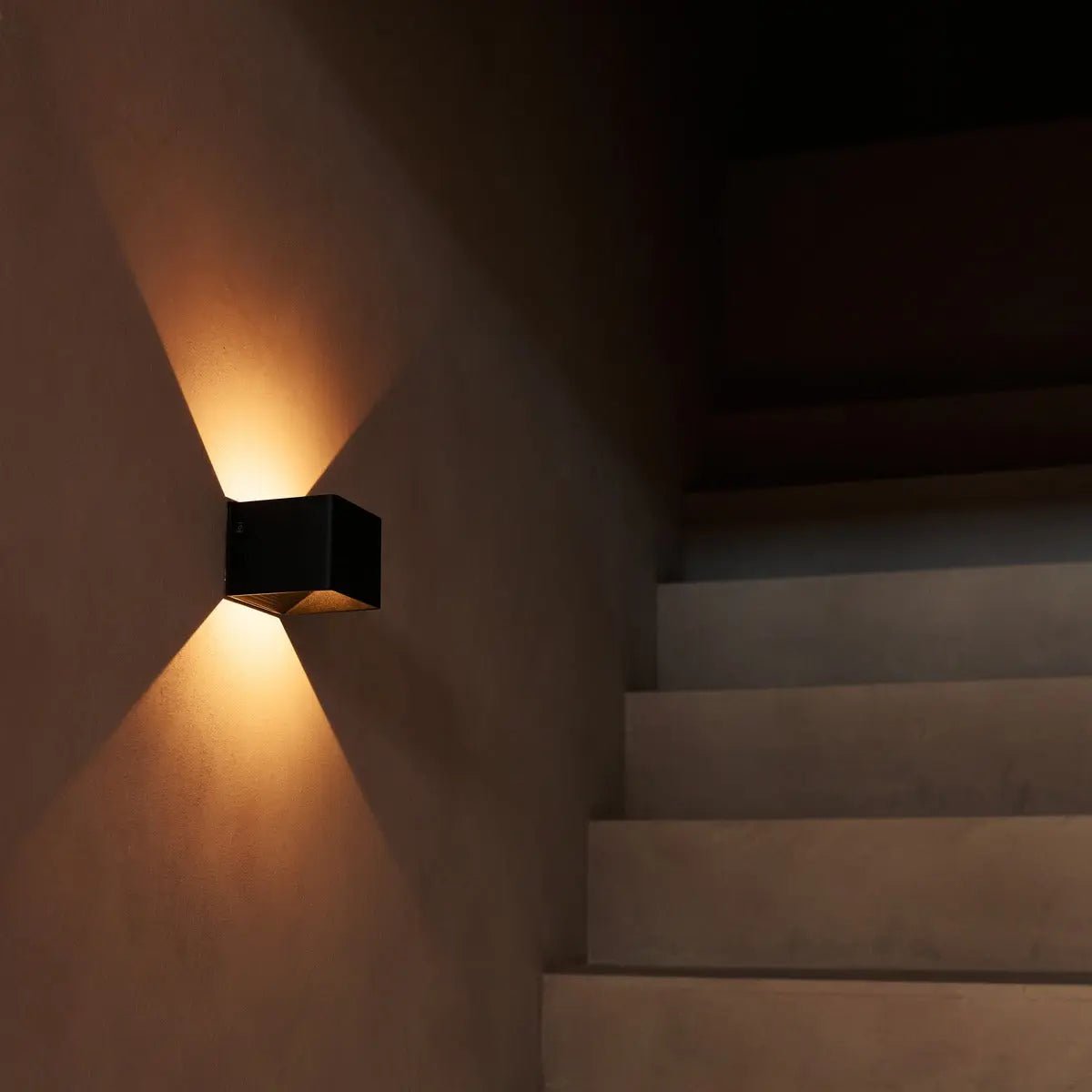 Tess Black Rechargeable Wall Light-1