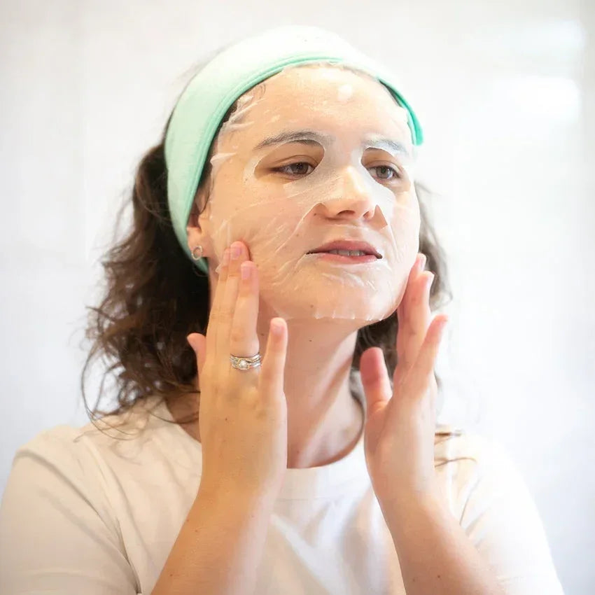 Illuminating and moisturising face mask packaging, box of twelve botanical skincare sheets for glowing skin — view 3