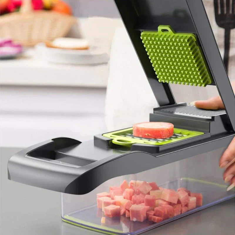 16-piece multifunctional vegetable chopper set with stainless steel blades and a clear BPA-free plastic container — view 5