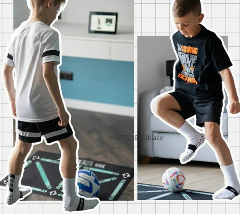 Durable non-slip football training mat in black PVC for indoor dribbling and ball control practice — view 4