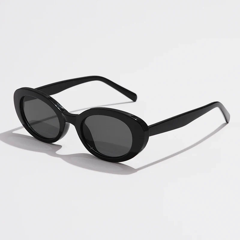 Bold Vintage Oval Sunglasses-2