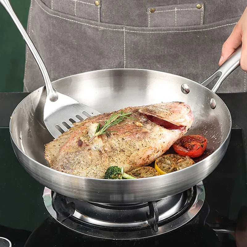 Silver 28cm stainless steel uncoated frying pan with traditional round bottom and wide cooking surface — view 5