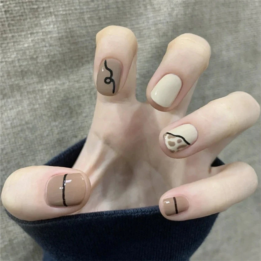 White Small Flower Acrylic Press-On Nails-33