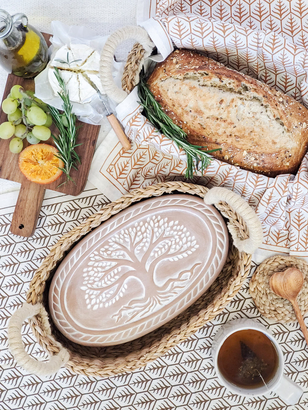 Bread Warmer & Basket - Tree of Life Oval-2