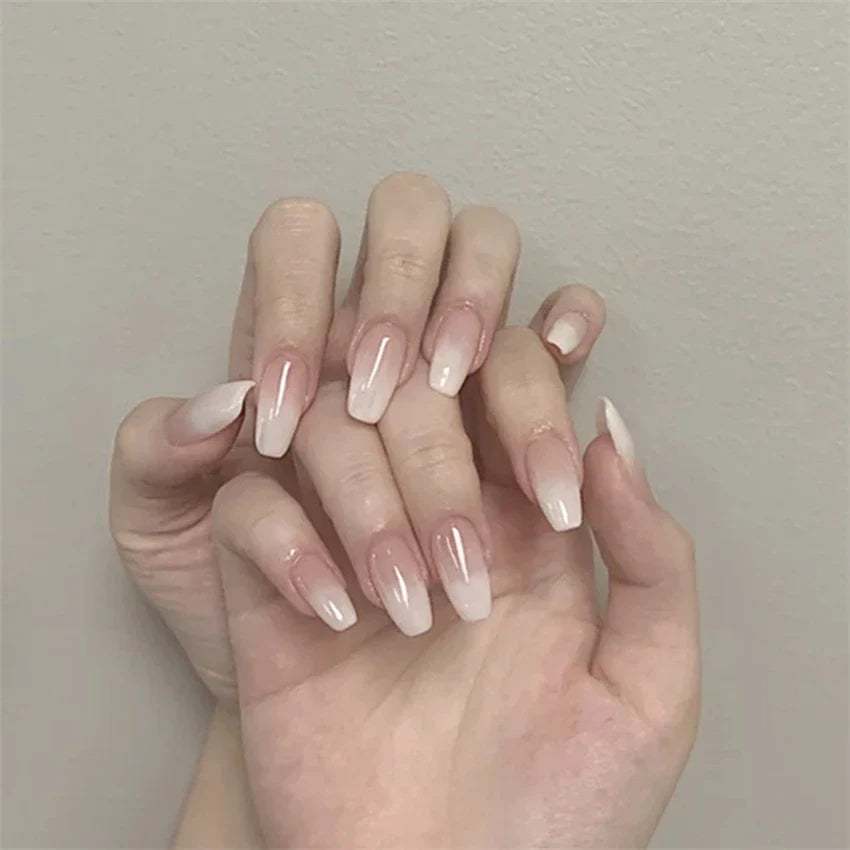 White Small Flower Acrylic Press-On Nails-49