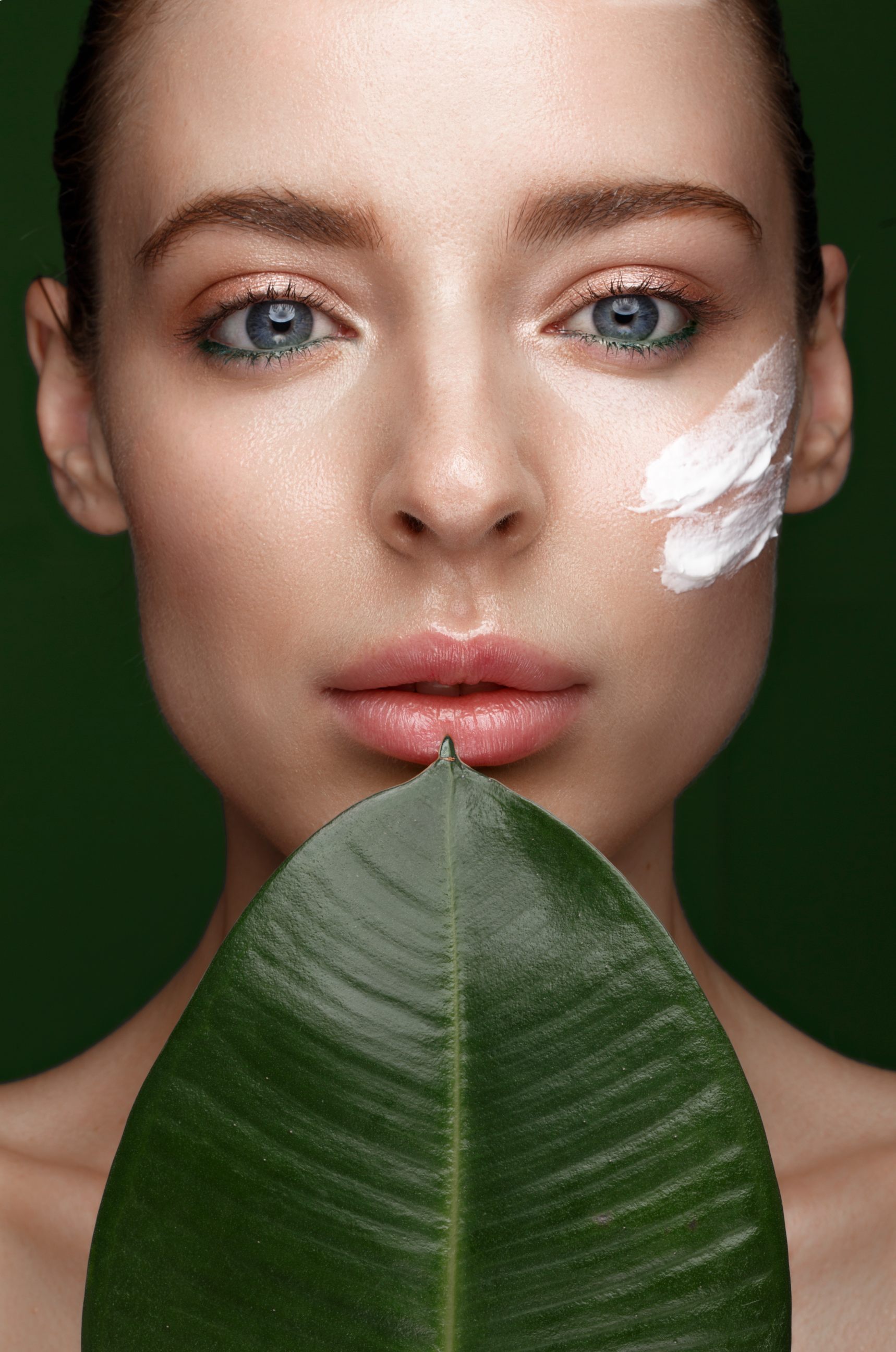 Radiance Renewal Exfoliating Face Scrub formula with natural sunflower wax beads and botanical extracts — view 2