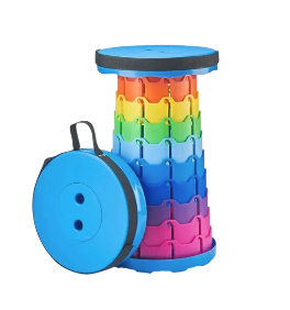 Portable folding beach chair with retractable legs and carrying bag for outdoor camping and travel