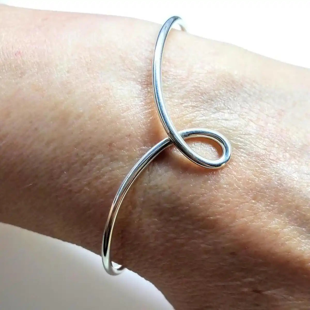 Handmade Wire Sculpted Silver Teardrop Bangle-2