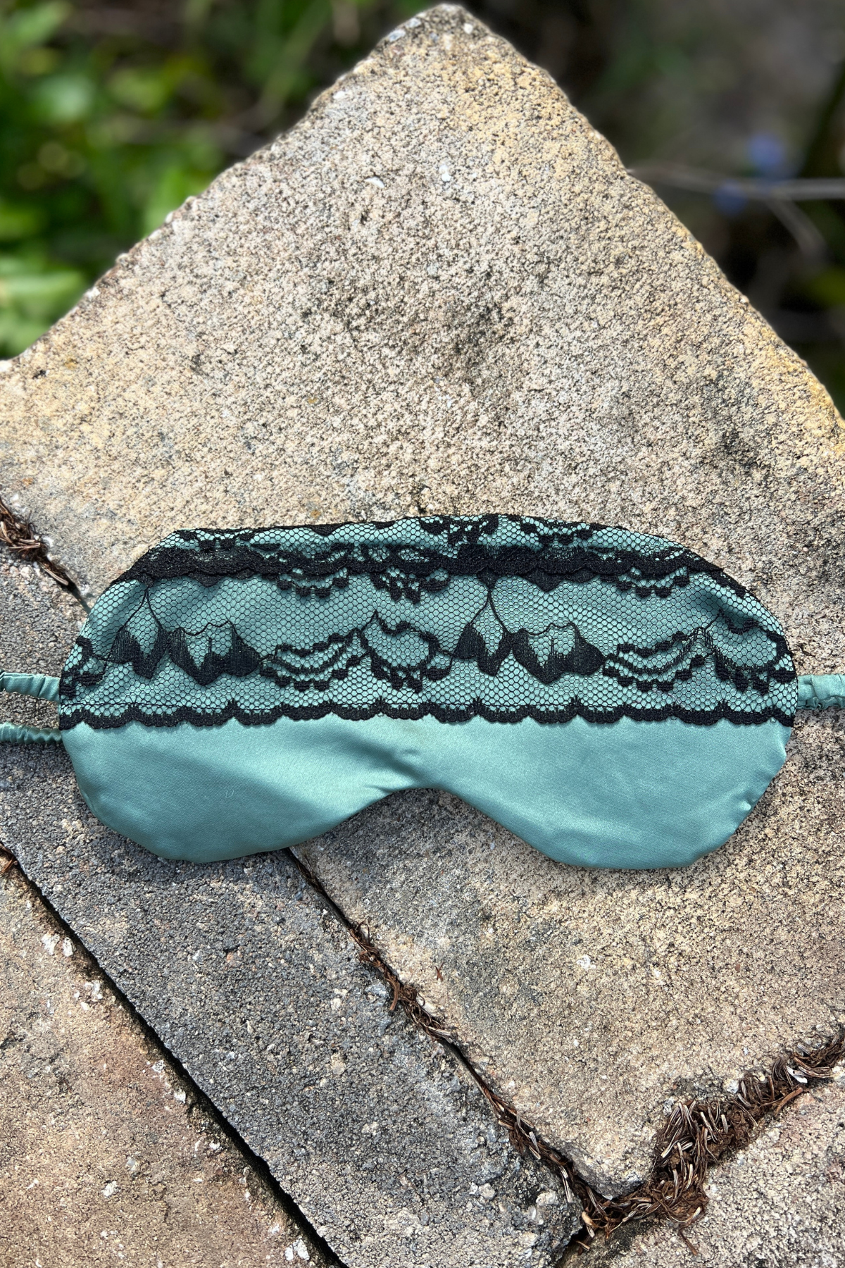 Sleep satin mask with lace-8