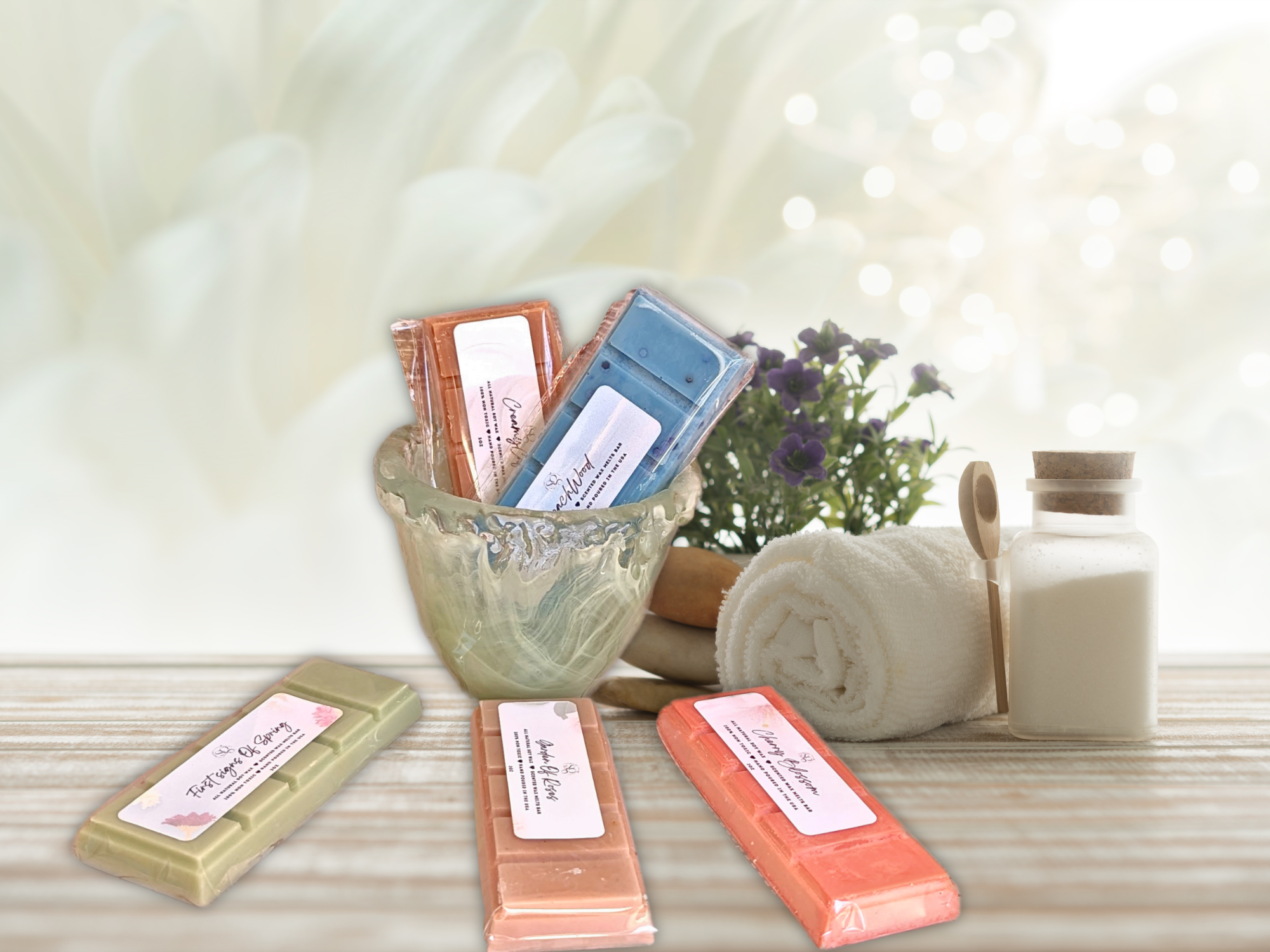 Signature wax melts bar in clamshell packaging showcasing artisanal non-toxic home fragrance options