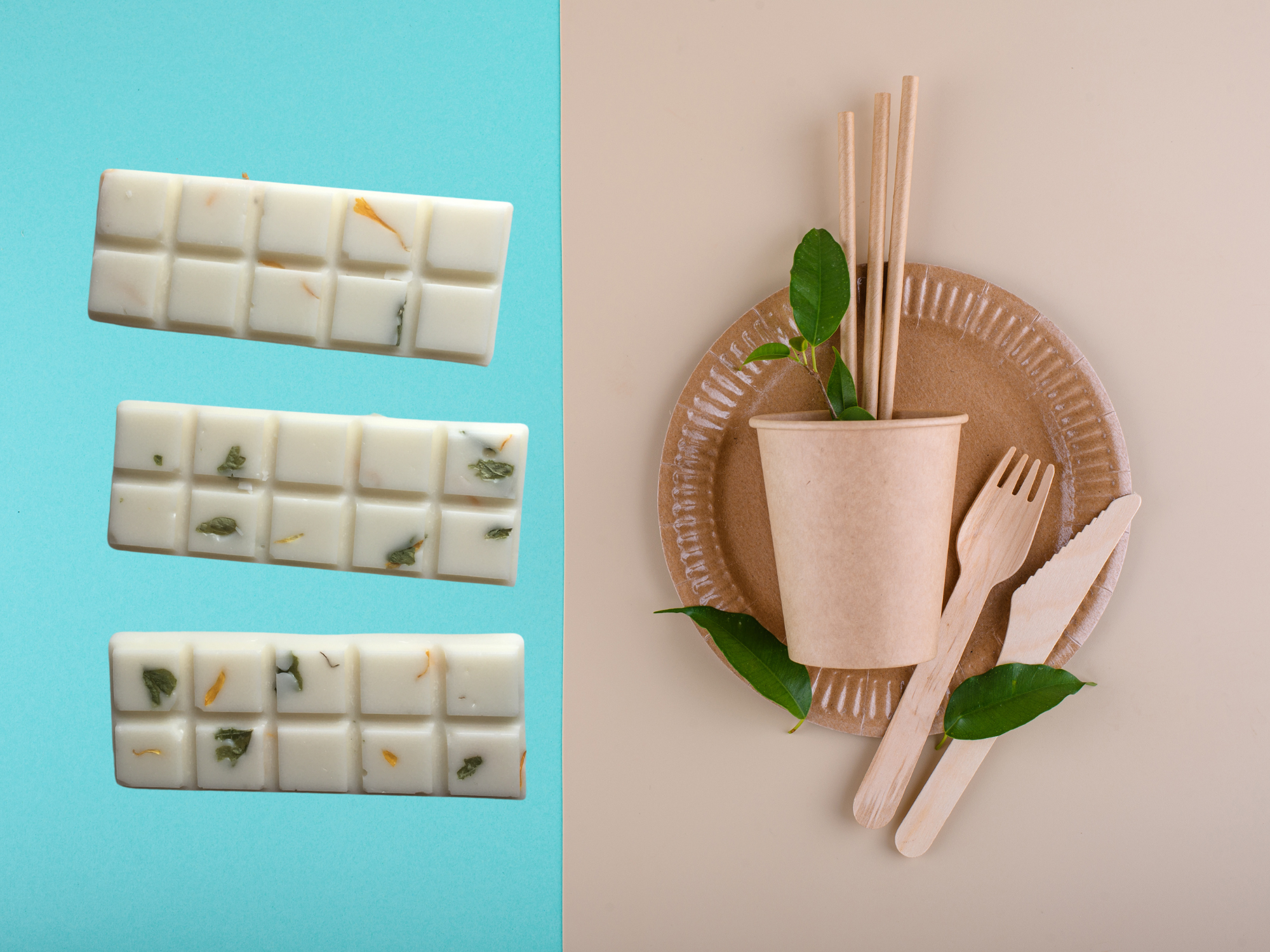 Cozy and comforting artisan soy wax melts bar in warm tones for seasonal home fragrance — view 2