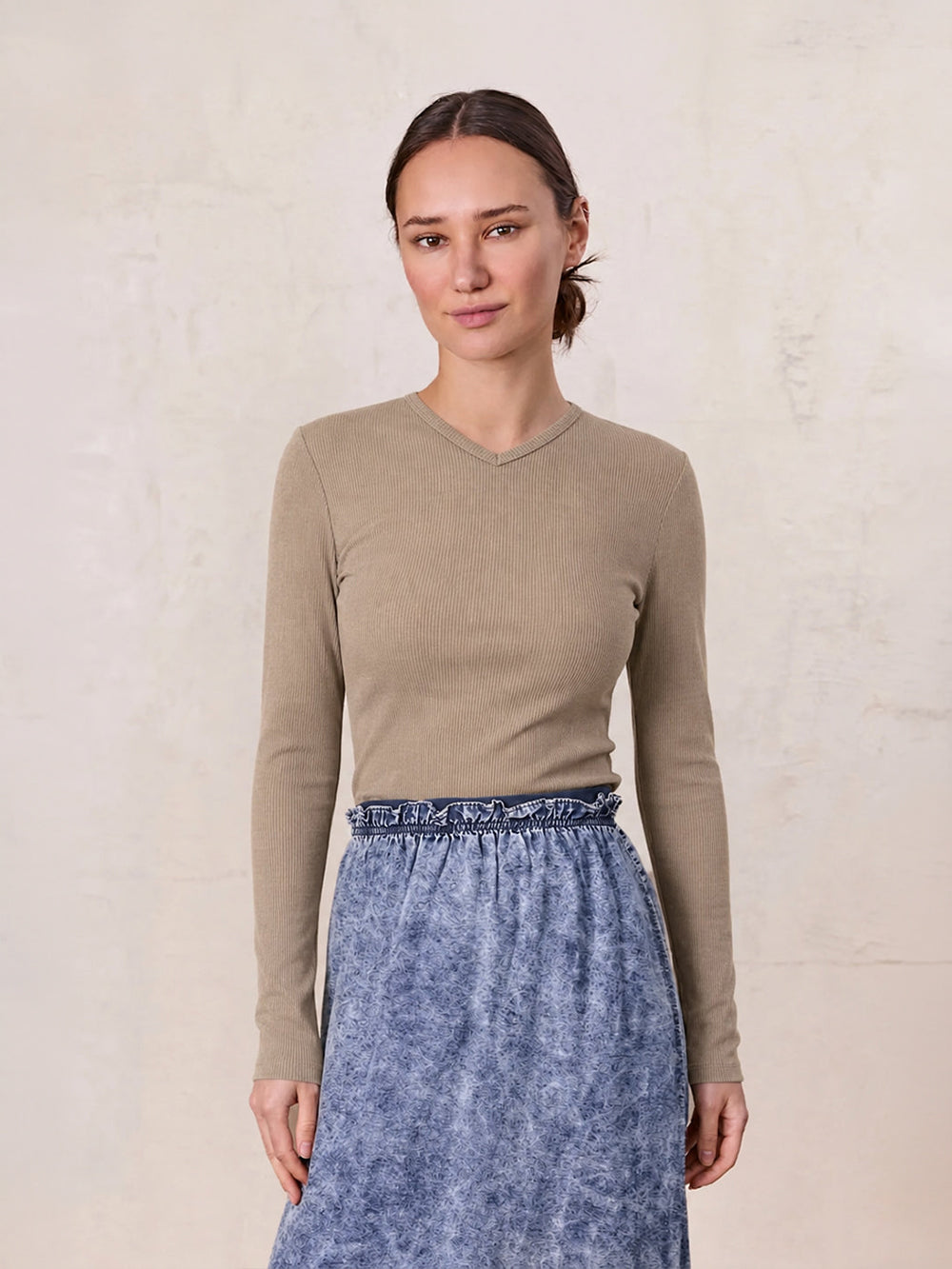 Soft Ribbed High V Tee-Taupe-0