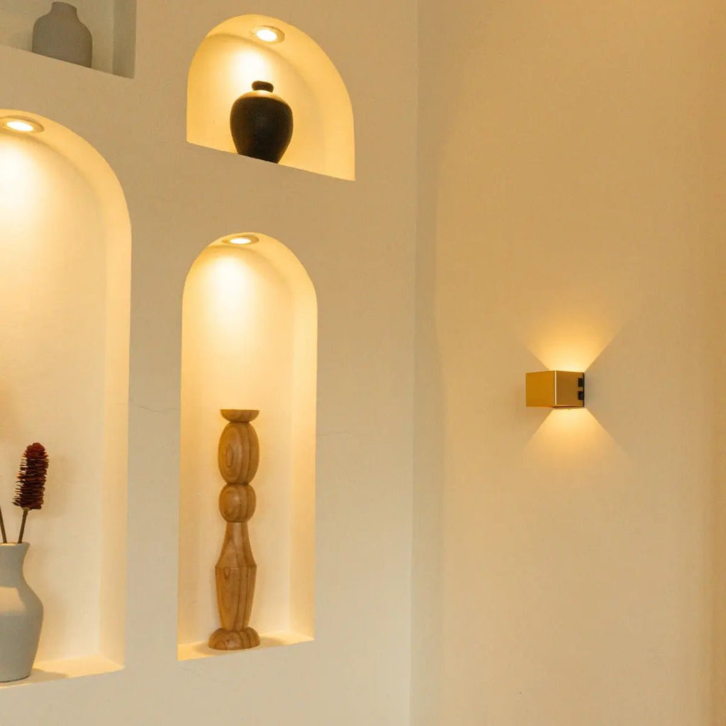 Tess Gold Rechargeable Wall Light-4