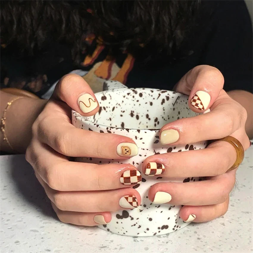 White Small Flower Acrylic Press-On Nails-6