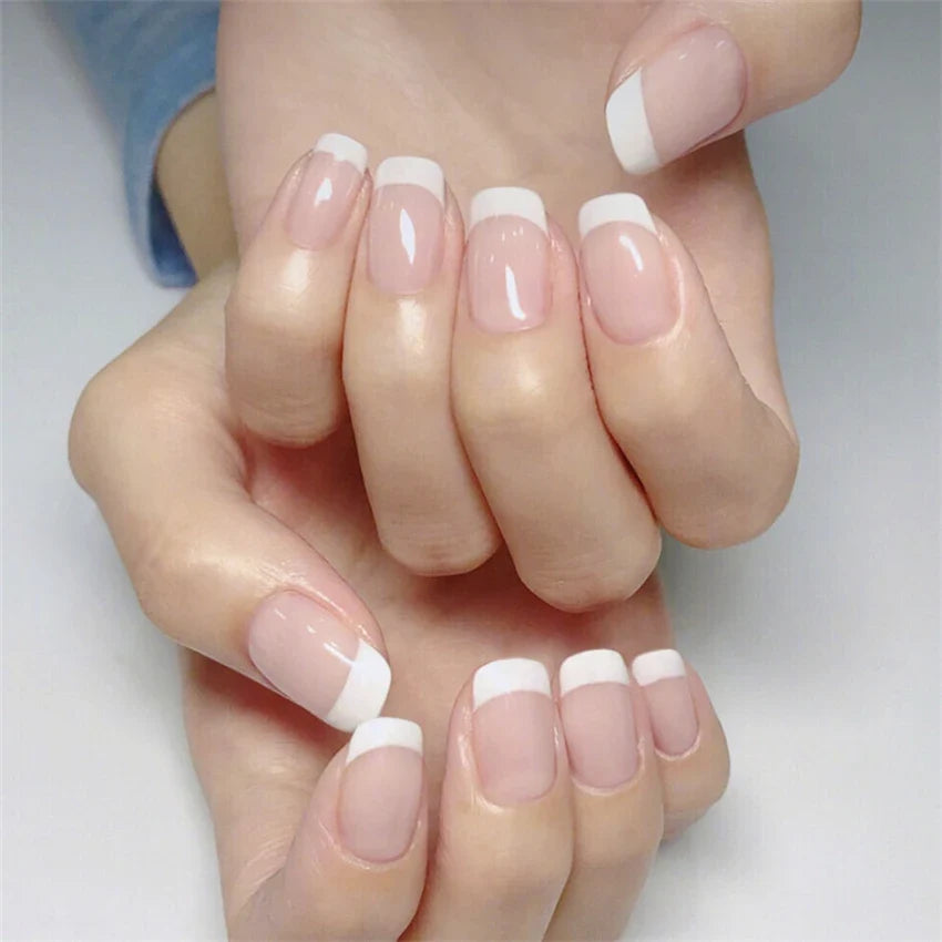 White Small Flower Acrylic Press-On Nails-16