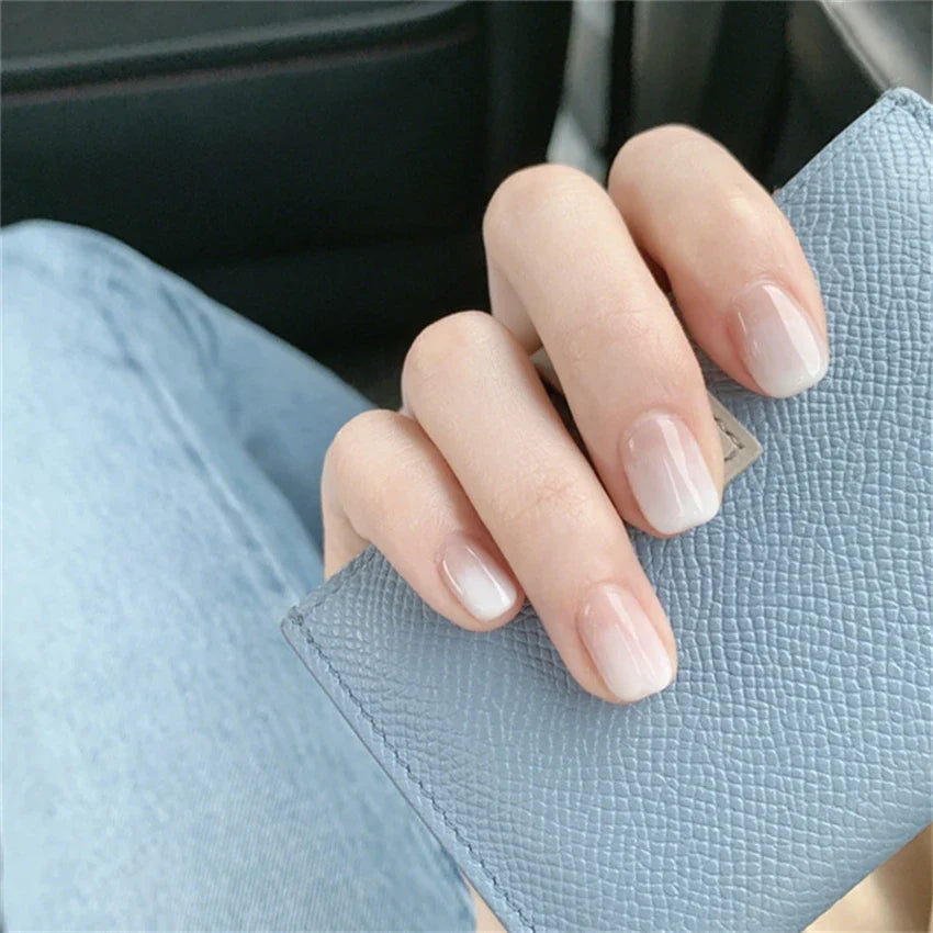 White Small Flower Acrylic Press-On Nails-17
