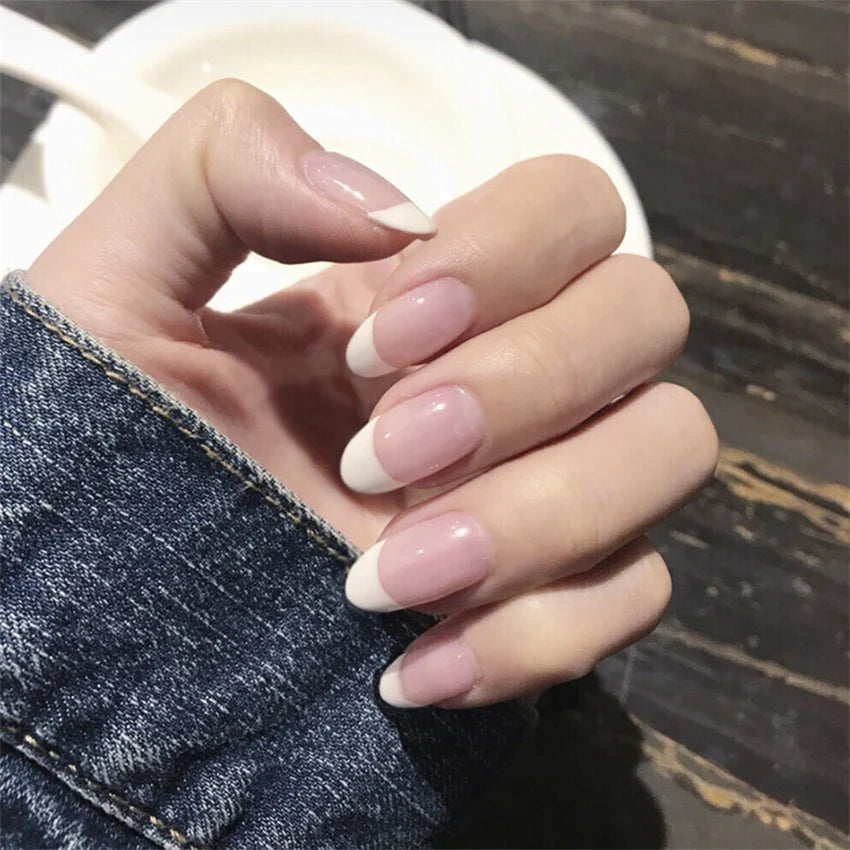 White Small Flower Acrylic Press-On Nails-19