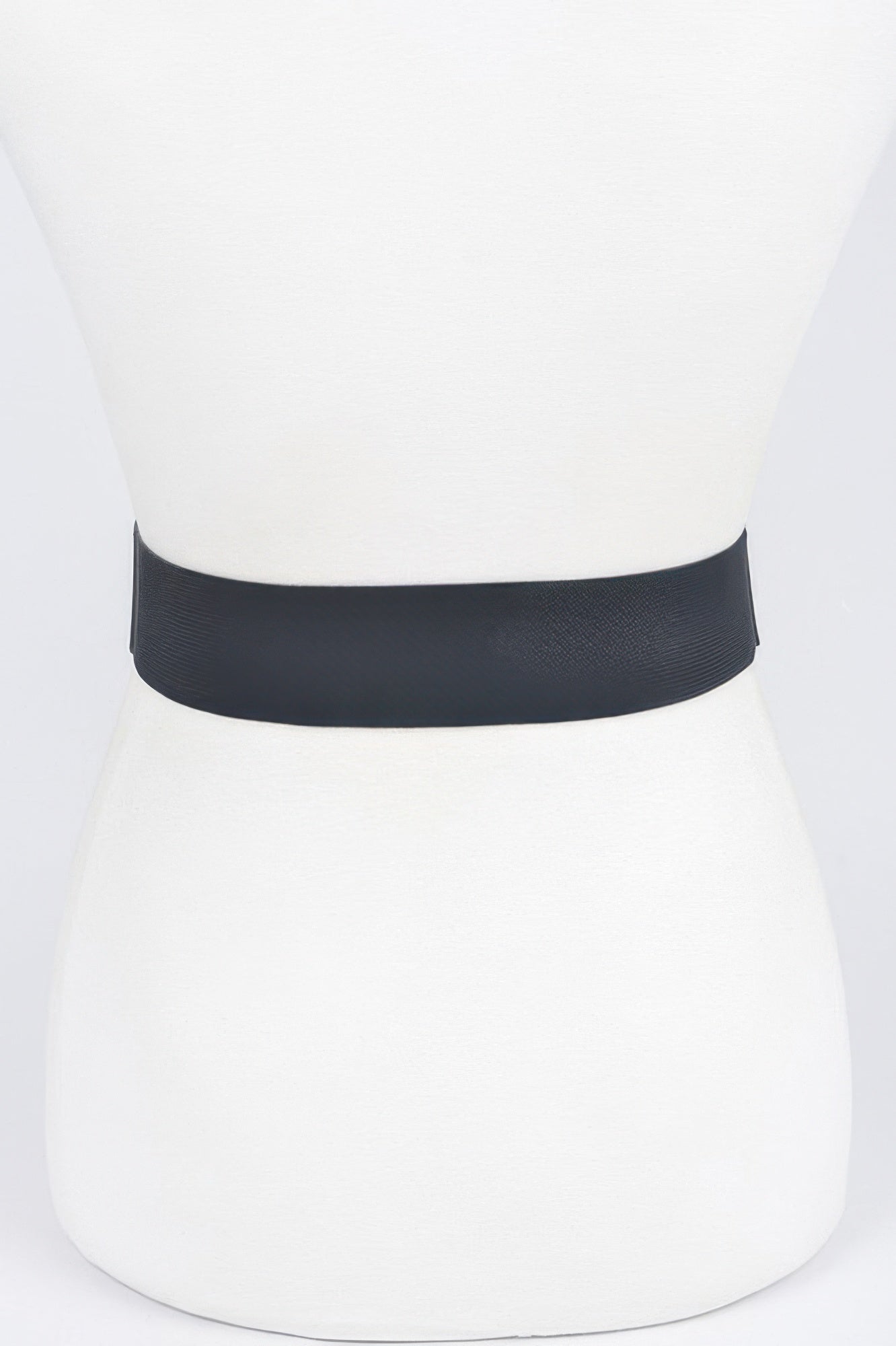 Women's vanguard stretch belt with metal chain details, bold buckle, and vegan leather base. — view 5