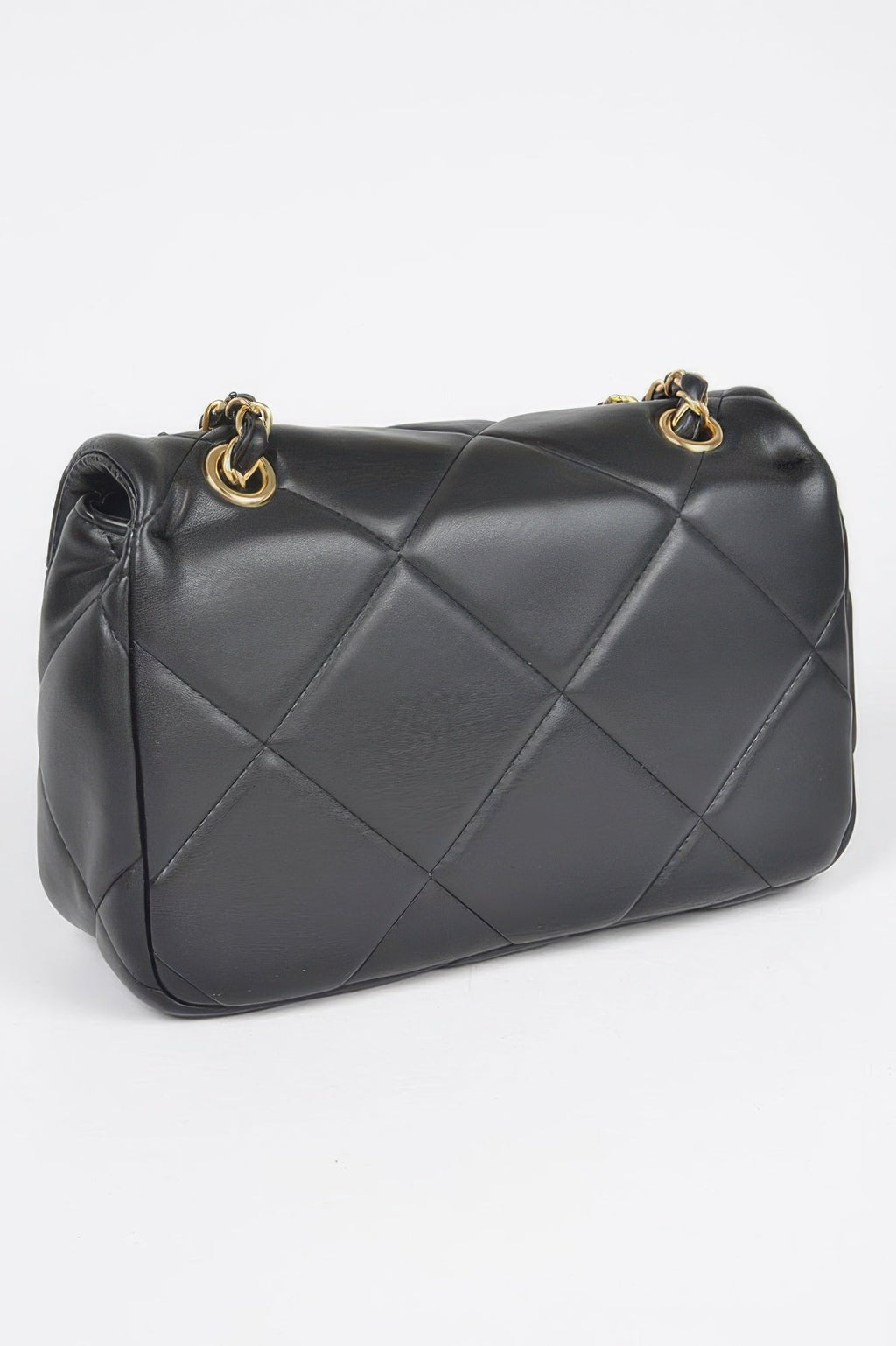 Little Italy rhinestone evening clutch in a sparkling heart-shaped silhouette with a metal frame — view 3
