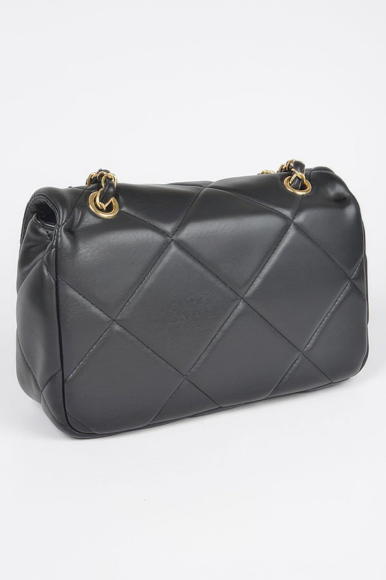 Little Italy rhinestone evening clutch in a sparkling heart-shaped silhouette with a metal frame — view 3