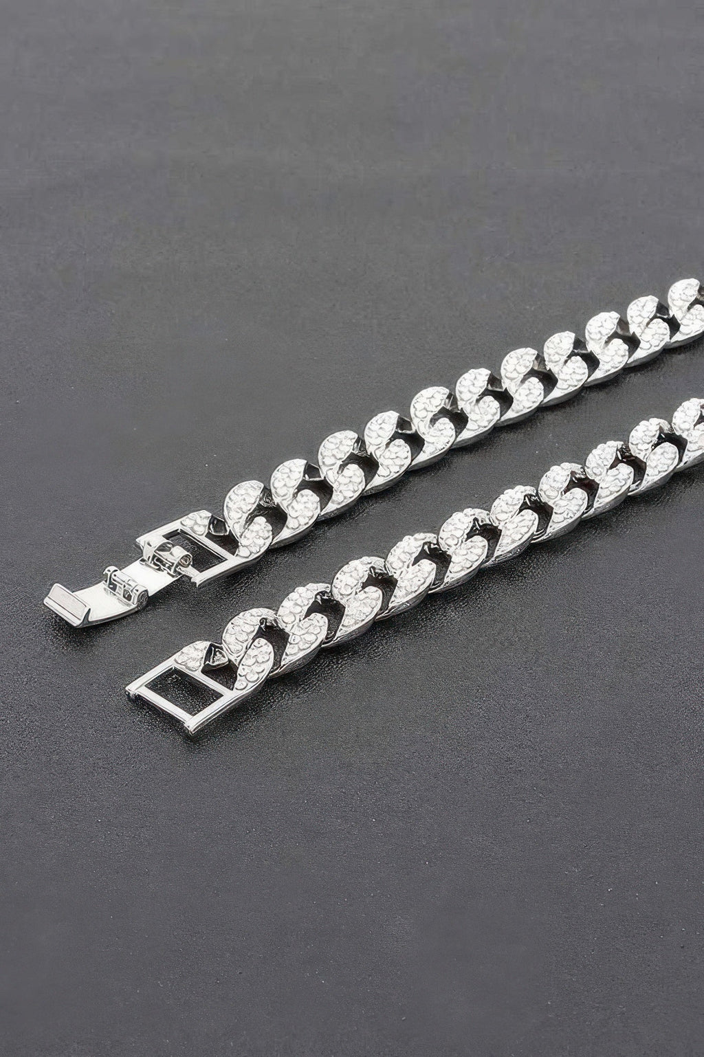 Bold silver-tone Hell's Kitchen statement necklace featuring a chunky hammered texture chain for women — view 2