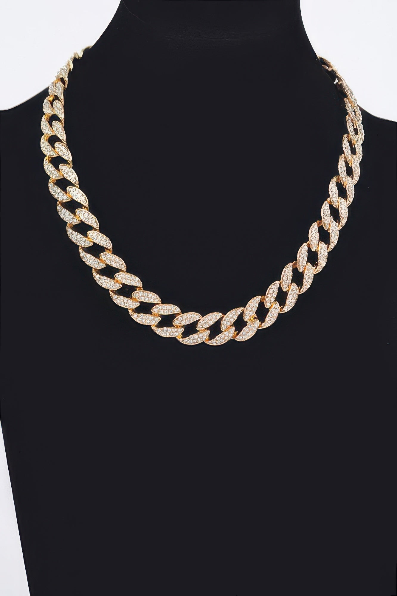 Bold silver-tone Hell's Kitchen statement necklace featuring a chunky hammered texture chain for women — view 4