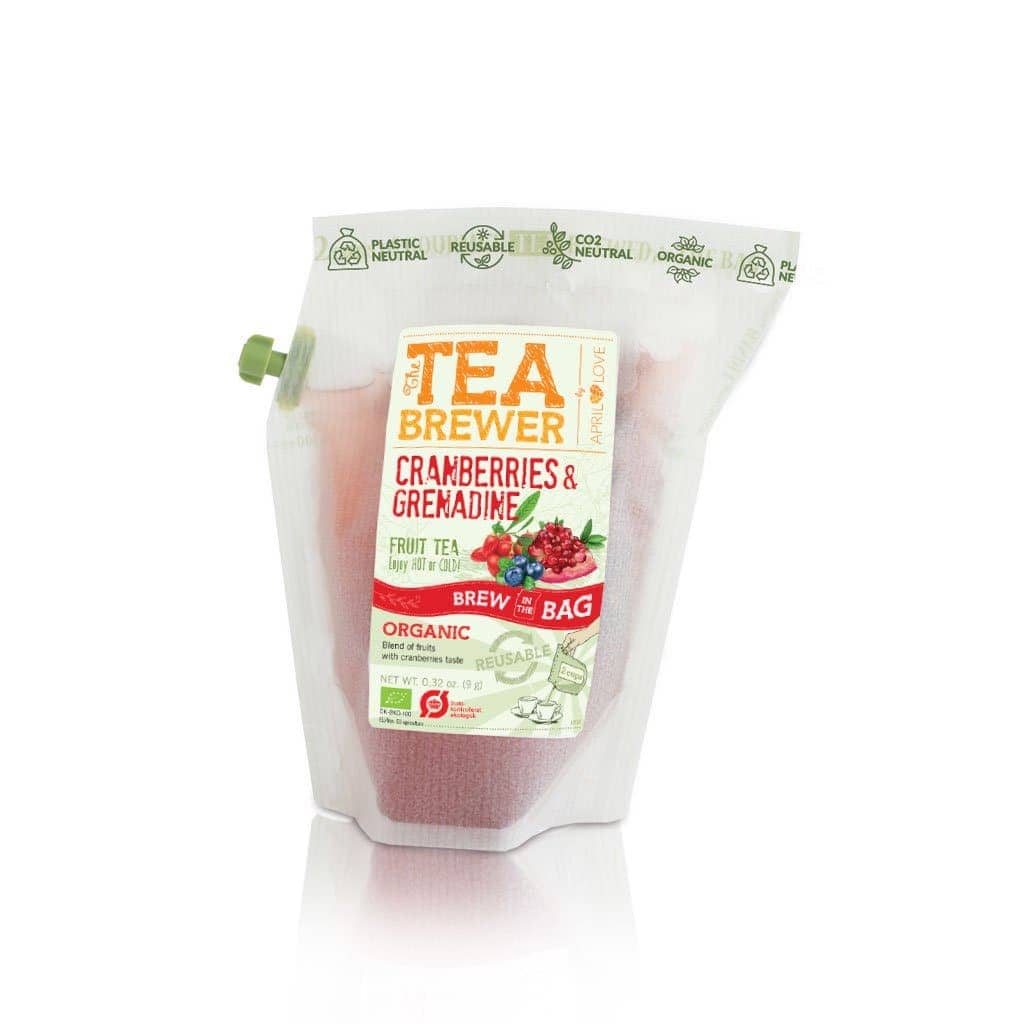 Cranberry and grenadine organic tea brewer pouch featuring fresh goji berries and bright pomegranate seeds — view 4