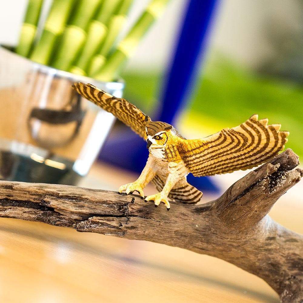 Great Horned Owl Figurine-1