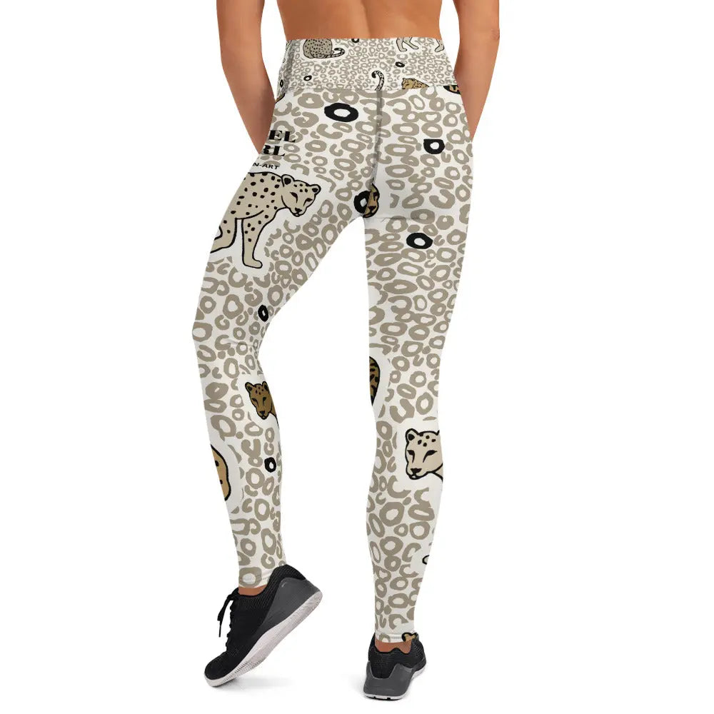 High-waisted premium yoga leggings in moisture-wicking fabric featuring a supportive fit for active fitness. — view 3