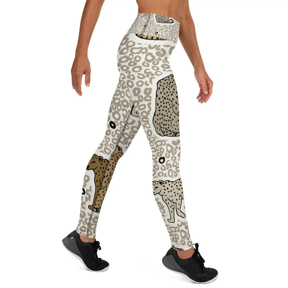 High-waisted premium yoga leggings in moisture-wicking fabric featuring a supportive fit for active fitness. — view 4
