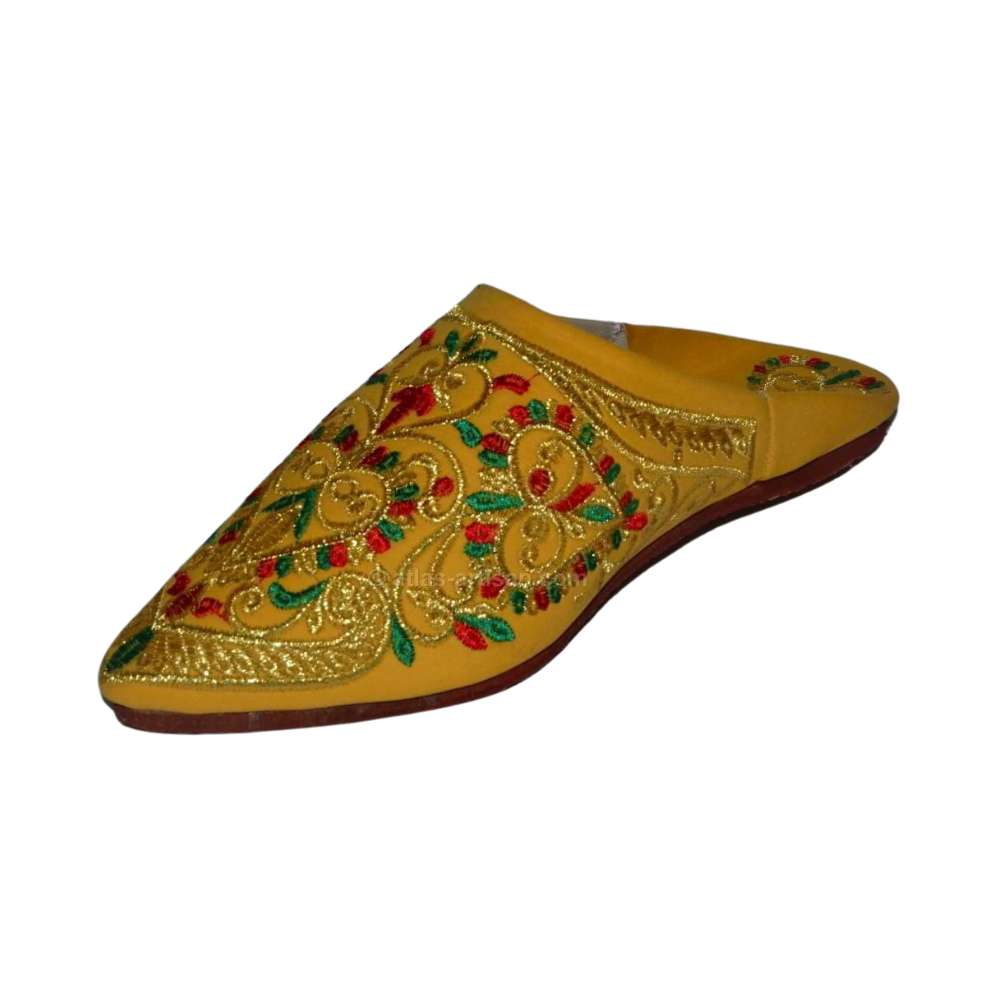 Fassi leather slippers for women with traditional Moroccan embroidery and soft protective inner lining — view 3