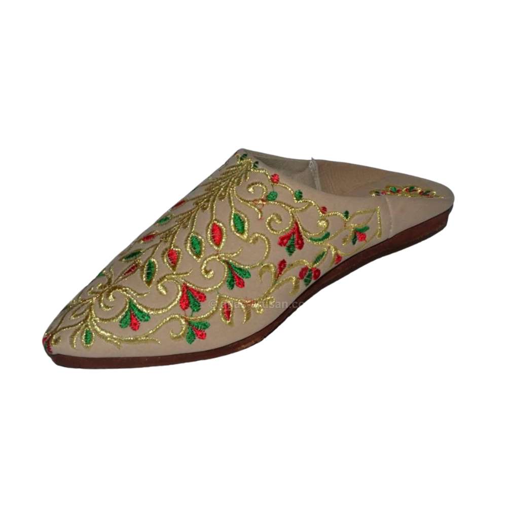 Fassi leather slippers for women with traditional Moroccan embroidery and soft protective inner lining — view 2