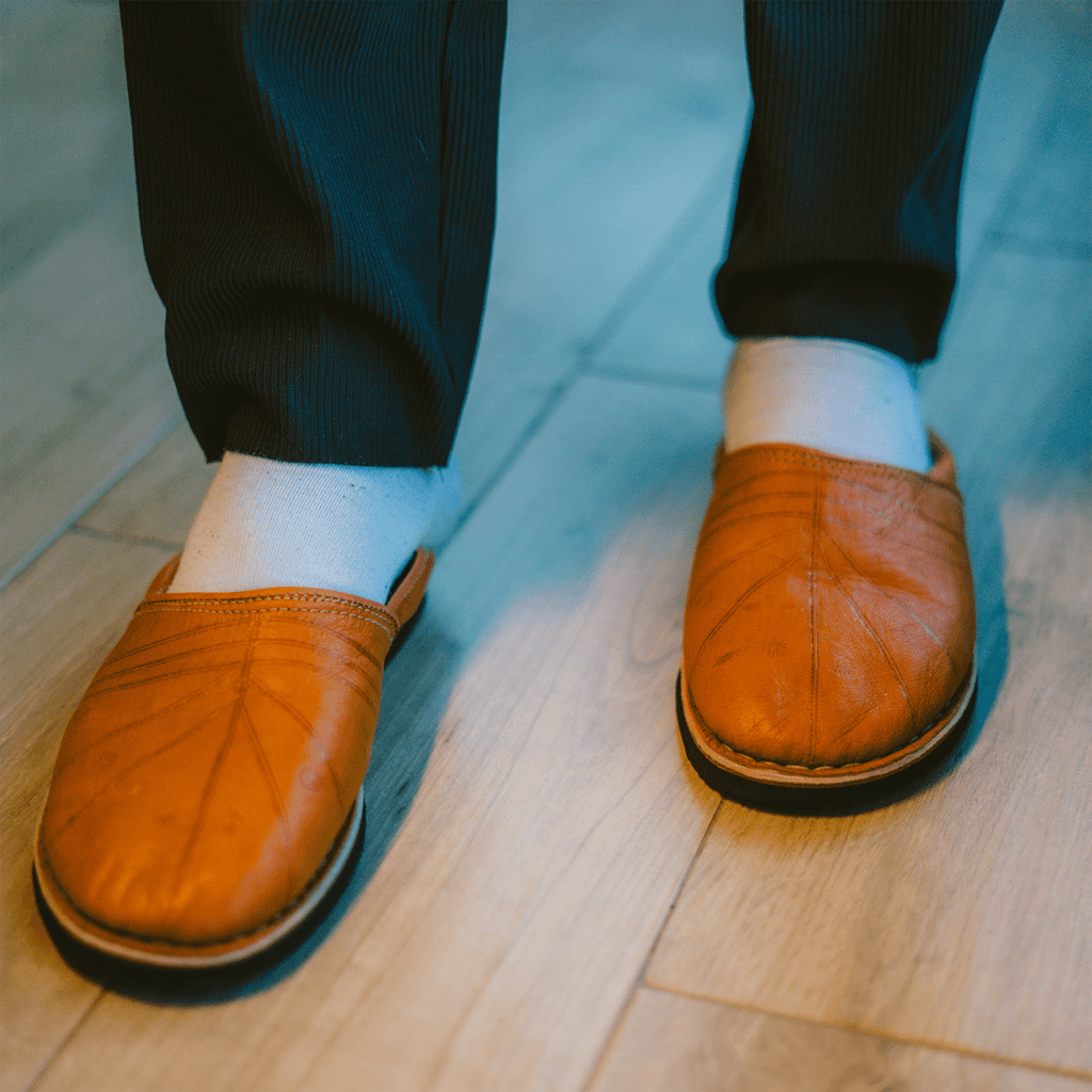 Handmade Moroccan leather slippers villages babouches with adjustable heel and reinforced thick comfortable sole — view 2