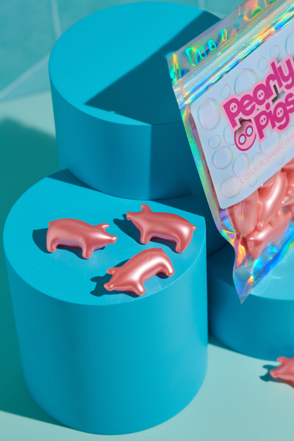 Pearly Pigs-0