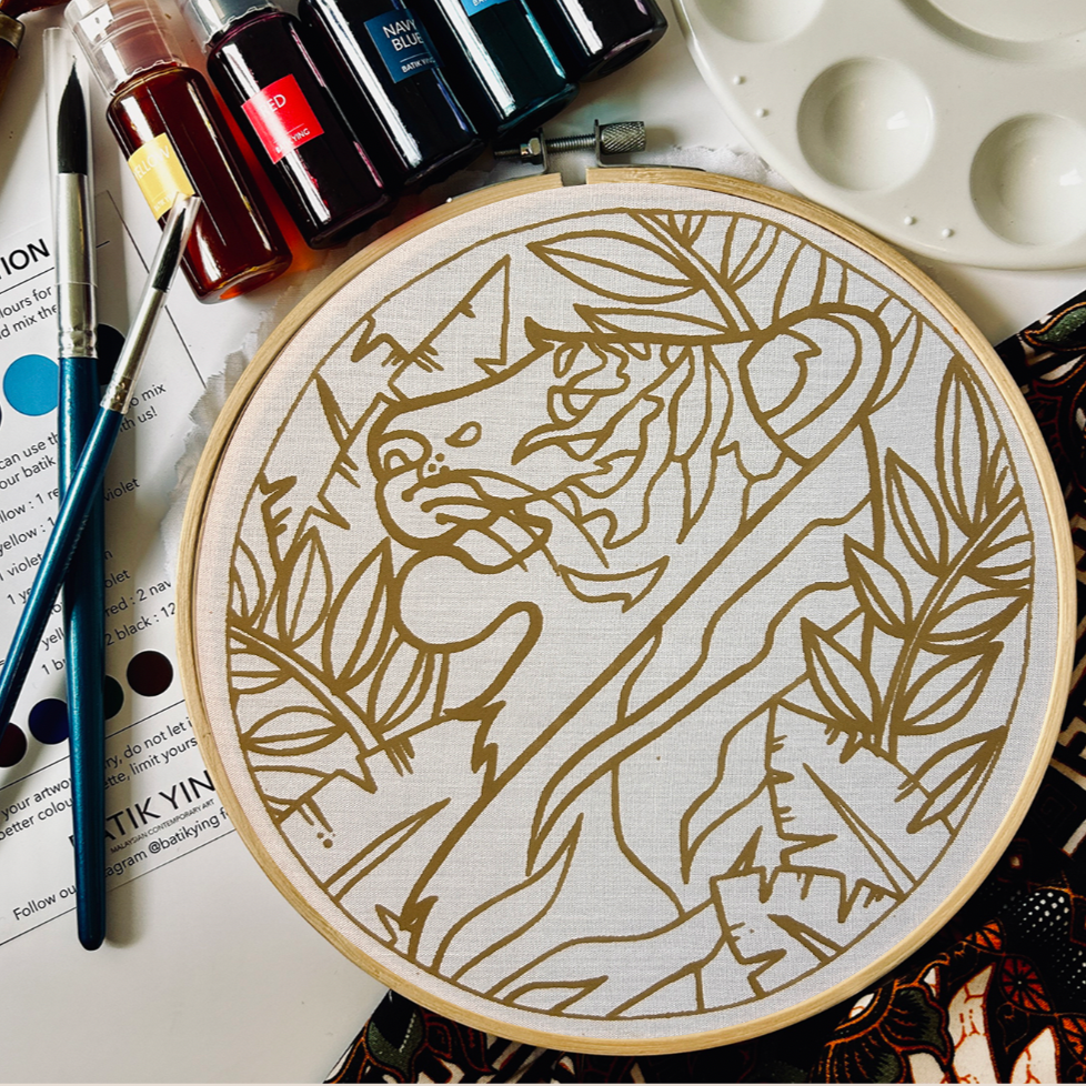 Malayan tiger DIY batik craft kit mounted on a bamboo ring with painting supplies — view 2