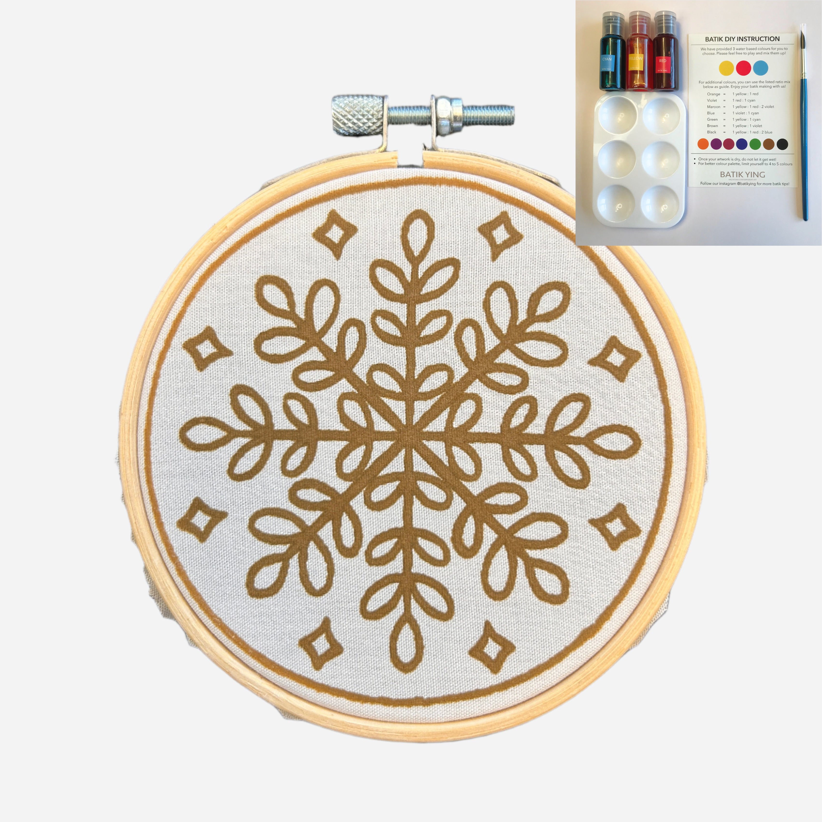 Winter snowflake mini batik craft kit with pre-waxed fabric and 10cm wooden display ring — view 5