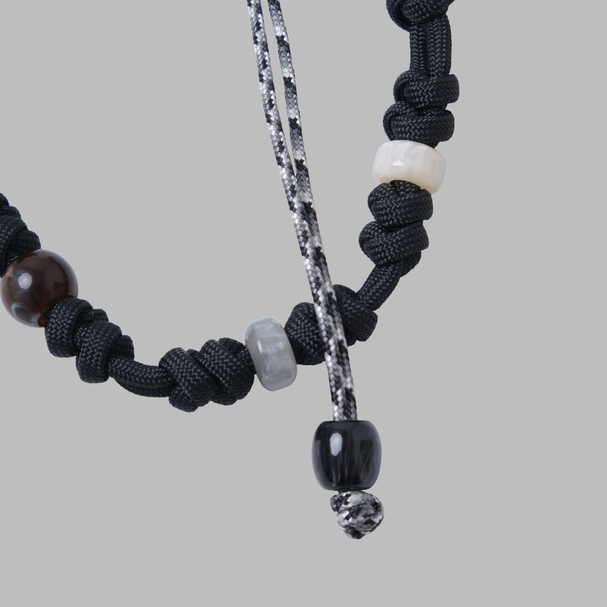 SRParacord V6 Black-2
