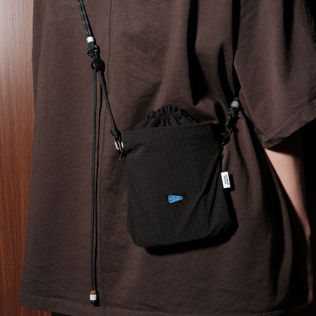 Storm Kin Pouch / Black - Water Resistant-4