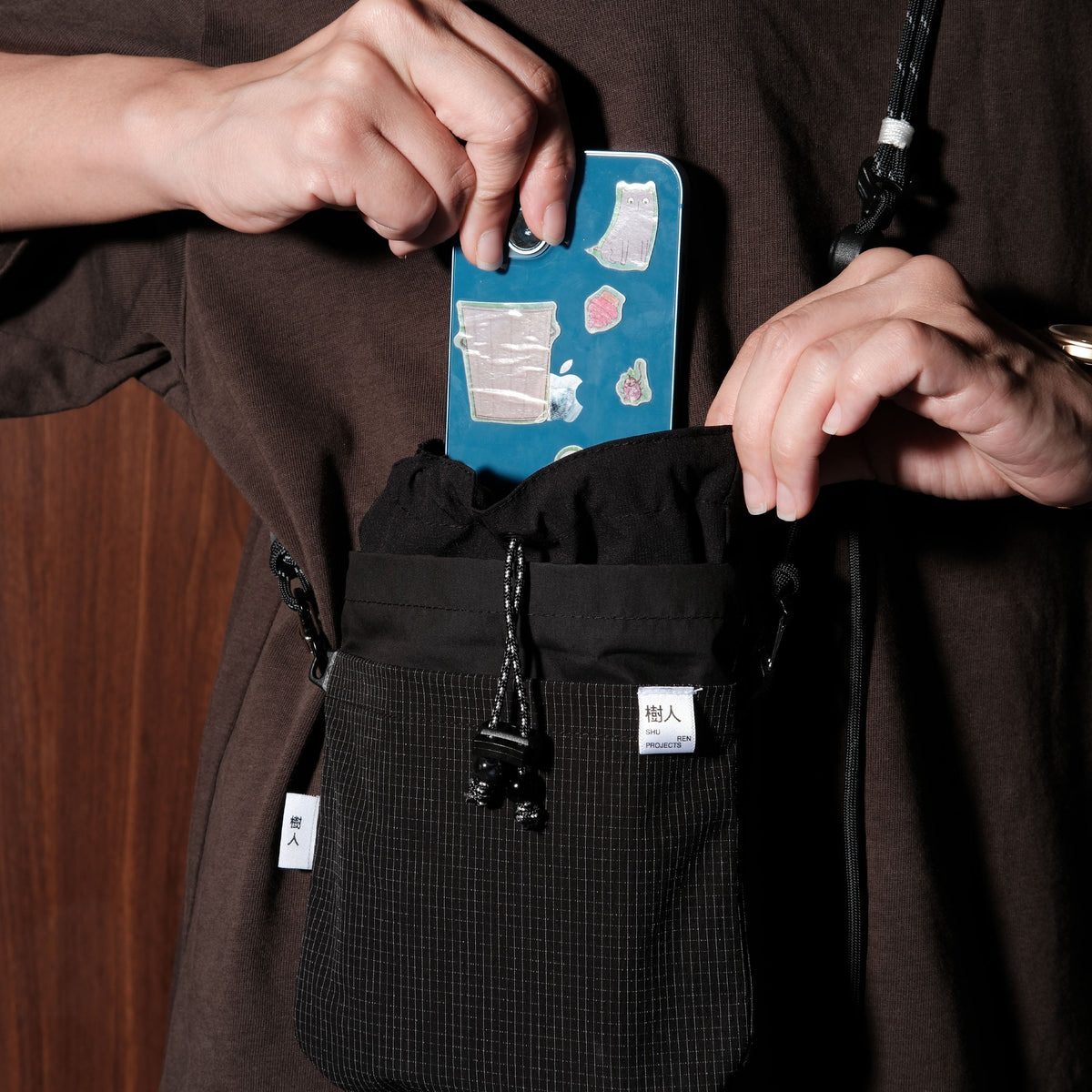 Storm Kin Pouch / Black - Water Resistant-2