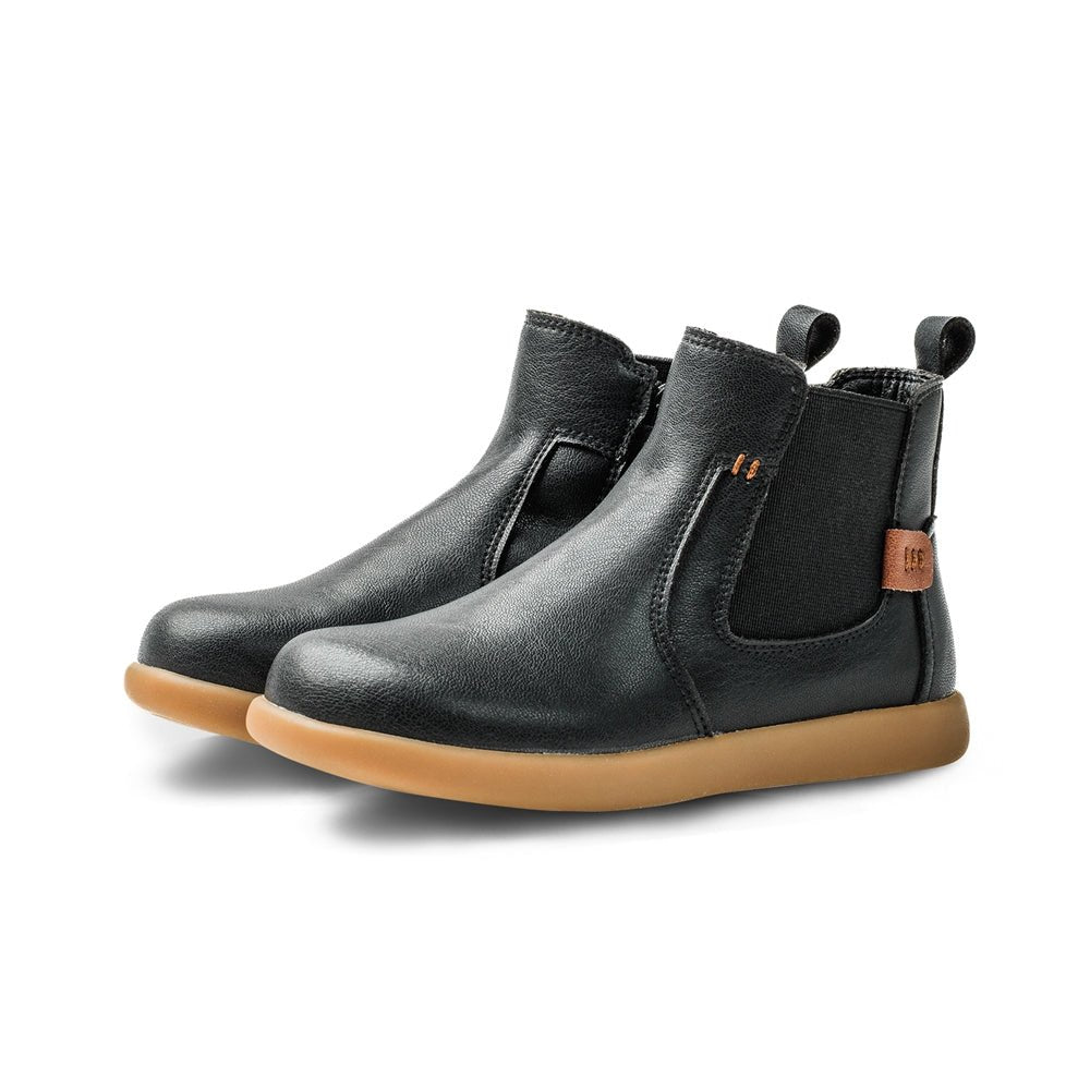 Waterproof kids Chelsea boots in high cut non slip design for winter protection and outdoor play — view 3