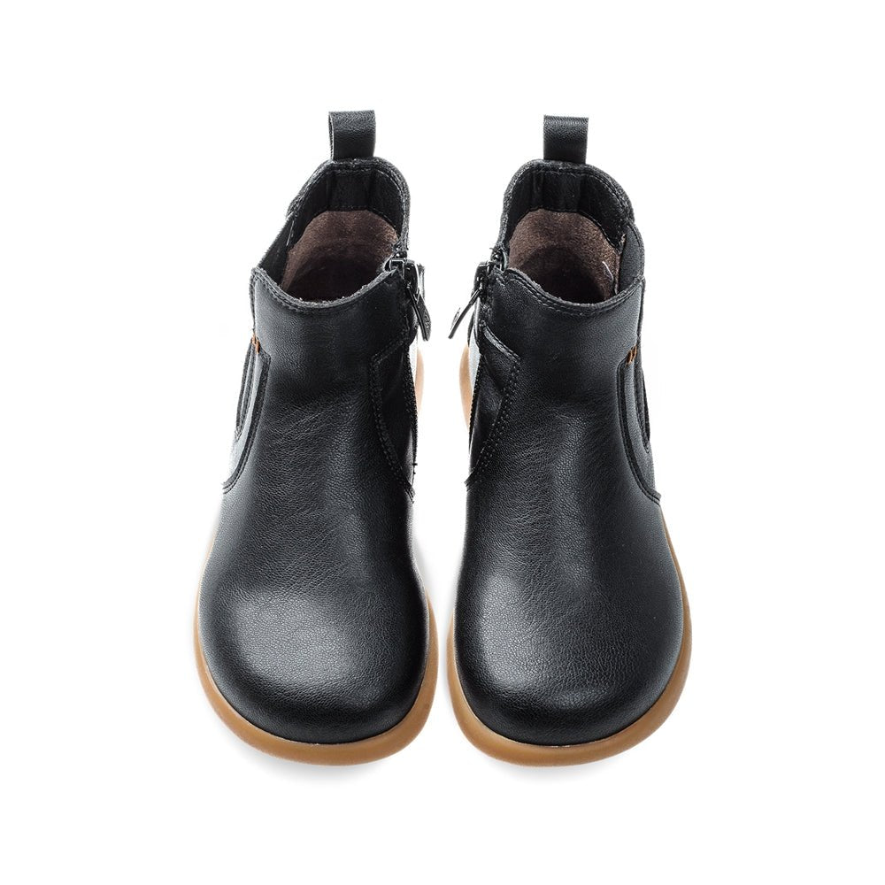 Waterproof kids Chelsea boots in high cut non slip design for winter protection and outdoor play — view 5